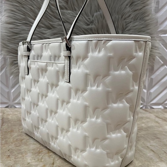 MICHAEL Michael Kors $378 JET SET MD OPTIC WHITE CARRYALL BAG HANDBAG PURSE. NWT - Picture 8 of 14